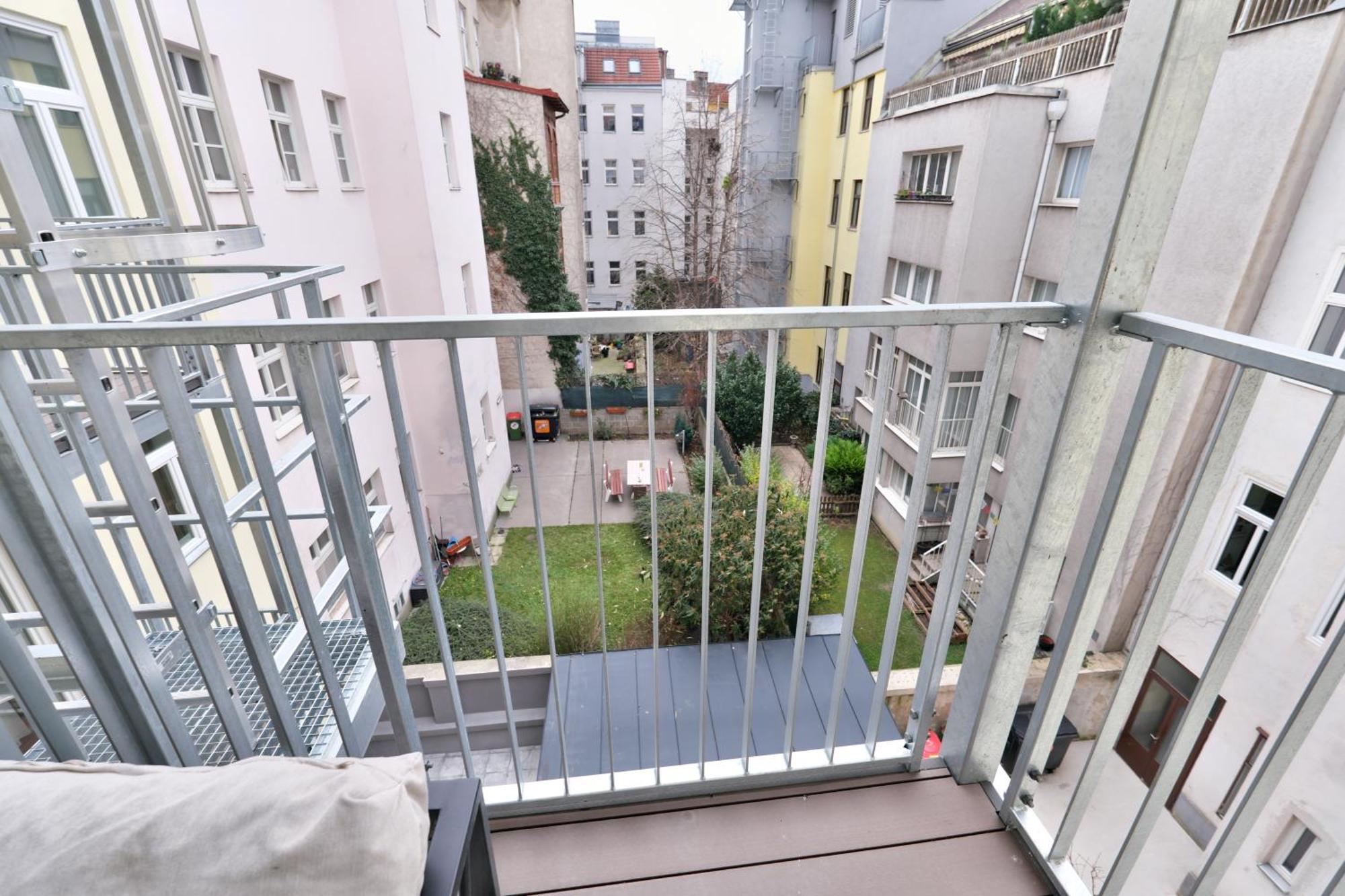 Vienna Lotus Apartments Exterior photo